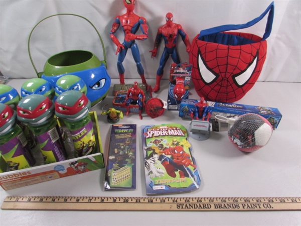 SPIDERMAN & TEENAGE MUTANT NINJA TURTLES TOYS