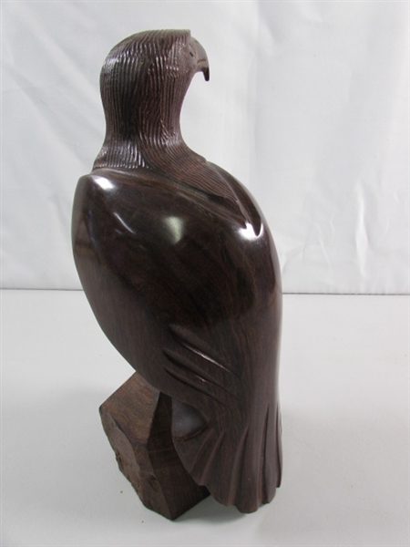 CARVED EAGLE IRONWOOD STATUE