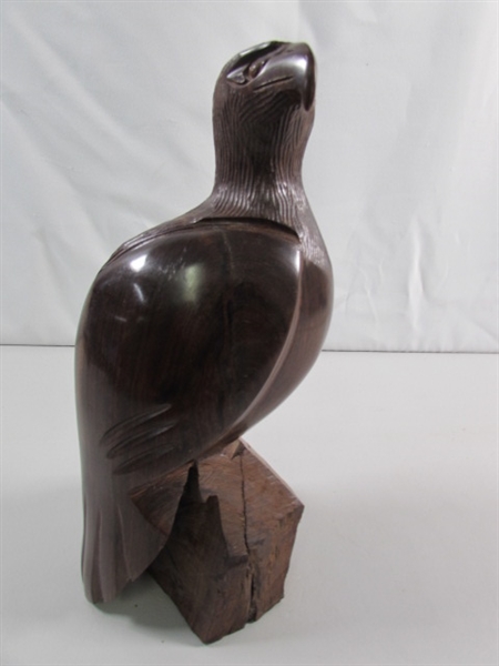 CARVED EAGLE IRONWOOD STATUE