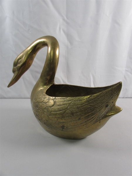 LARGE BRASS SWAN PLANTER STATUE