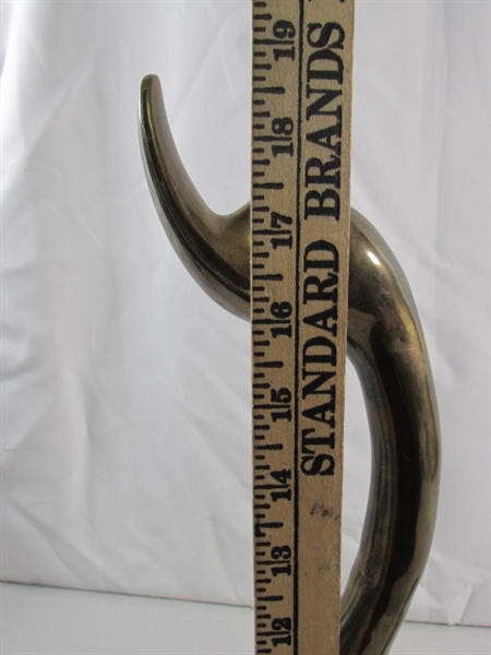 VINTAGE BRASS SWAN SCULPTURE