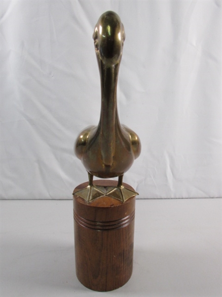 VINTAGE BRASS PELICAN SCULPTURE ON WOODEN POST