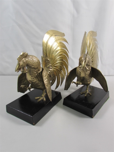 PAIR OF VINTAGE BRASS ROOSTER SCULPTURES