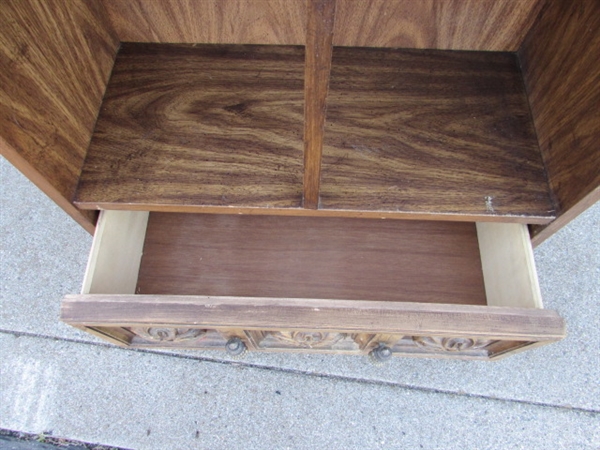 VINTAGE 1970'S 5-SHELF BOOKCASE WITH DRAWER