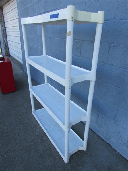 4-TIER PLASTIC SHELVING UNIT