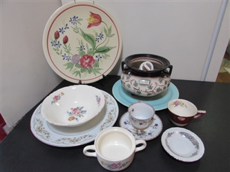 VINTAGE CERAMIC & CHINA ASSORTMENT