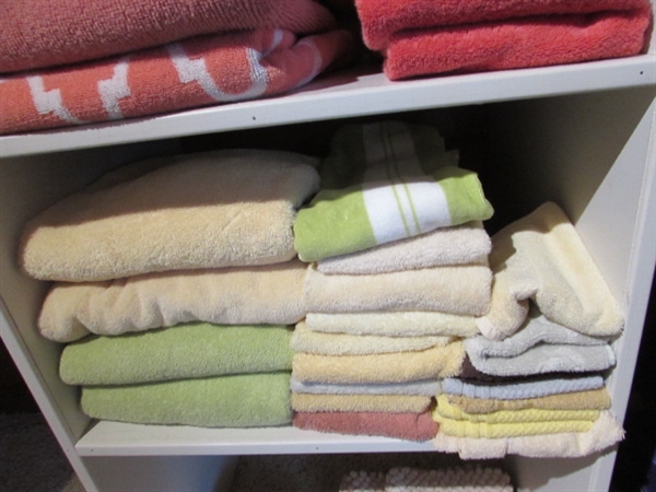 BATH TOWELS, HAND TOWELS, WASHCLOTHS & BATH MATS