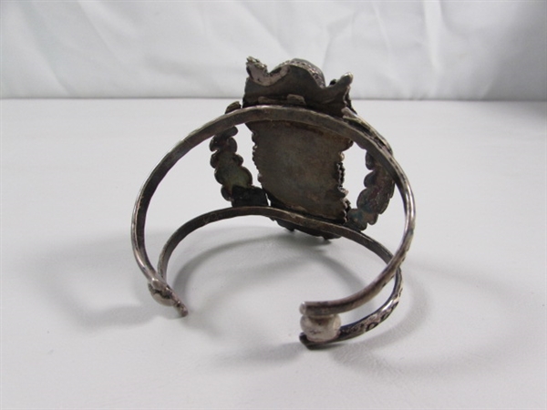 VINTAGE NAVAJO STERLING SILVER CUFF BRACELET WITH LARGE TURQUOISE STONES