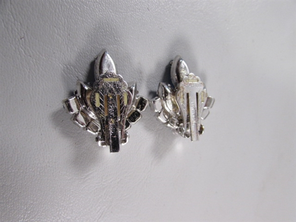 2 VINTAGE BROOCHES W/MATCHING CLIP-ON STYLE EARRINGS