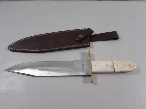 NEW TIMBER RATTLER BOWIE KNIFE W/LEATHER SHEATH