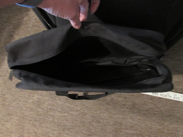 NRA SUITCASE AND TRAVELBAG