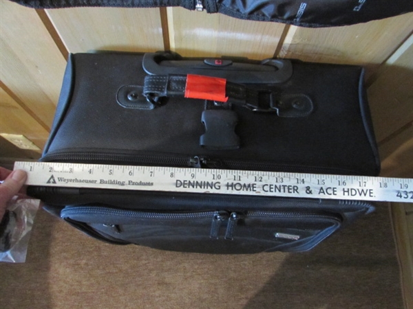 NRA SUITCASE AND TRAVELBAG
