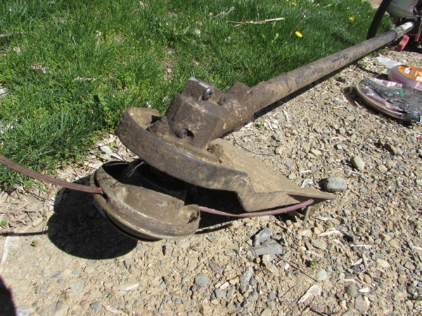 CRAFTSMAN WEED TRIMMER & LINE