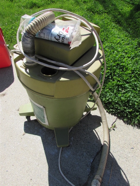 VINTAGE SHOP VACUUM W/FILTERS