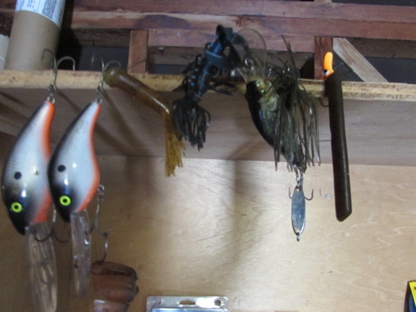 ASSORTMENT OF BAIT AND TACKLE