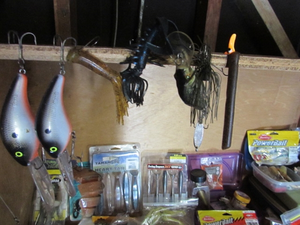 ASSORTMENT OF BAIT AND TACKLE