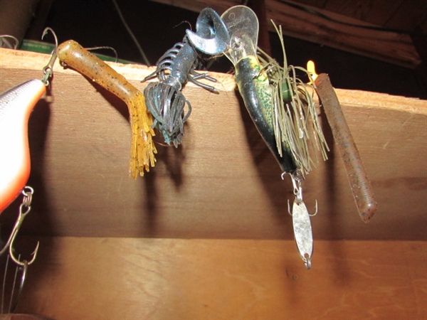 ASSORTMENT OF BAIT AND TACKLE