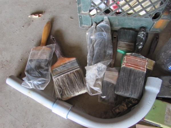 ASSORTMENT OF HOUSEHOLD MAINTENANCE SUPPLIES