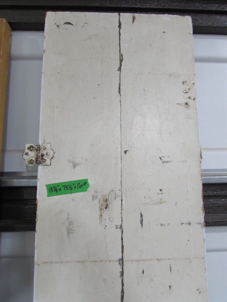 VINTAGE/ANTIQUE DOORS W/HARDWARE