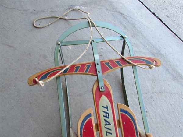 VINTAGE TRAIL BREAKER SLED
