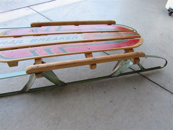 VINTAGE TRAIL BREAKER SLED