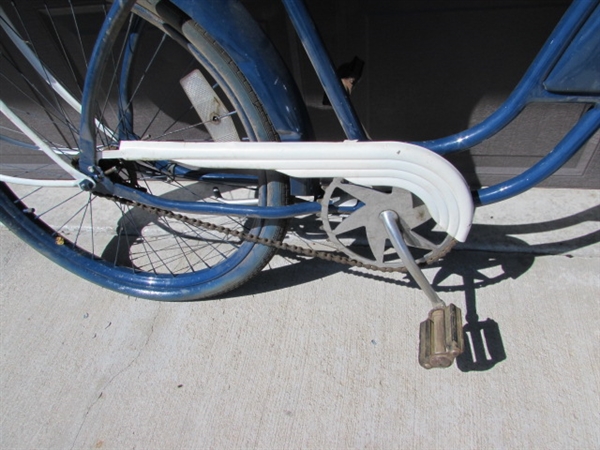 VINTAGE 1940'S 26 LADIES HAWTHORNE BICYCLE