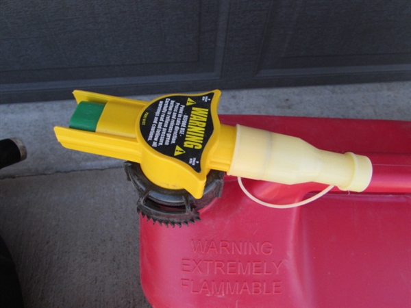 FUEL CANS, OIL PAN & OIL CAN