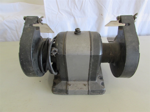 CRAFTSMAN 1/4 HP BENCH GRINDER
