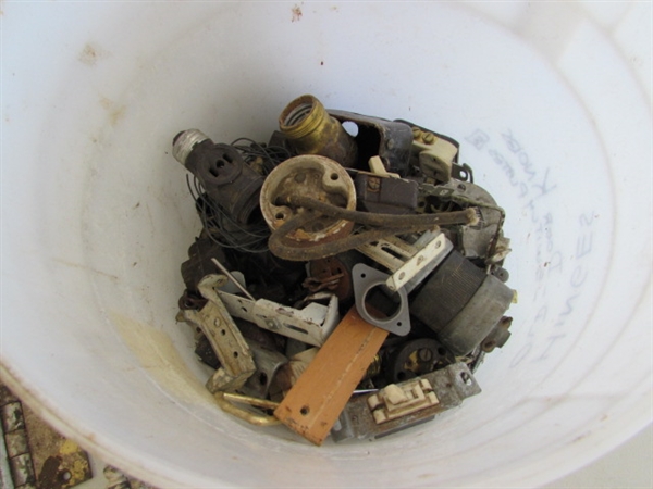 VINTAGE/ANTIQUE HINGES, ETC