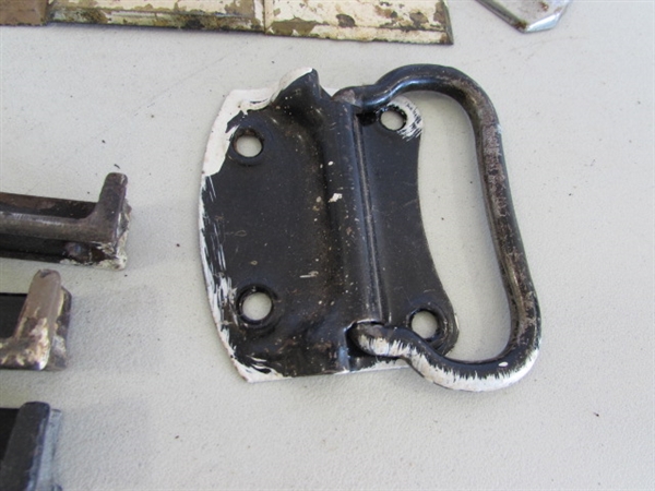 VINTAGE SWITCH PLATES & DRAWER PULLS
