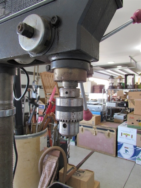 CRAFTSMAN 17 3/4 HP 16-SPEED FLOOR STANDING DRILL PRESS