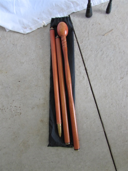 3 COLLAPSIBLE WALKING STICKS