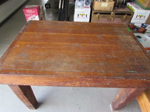 HEAVY DUTY BUTCHER BLOCK STYLE TABLE