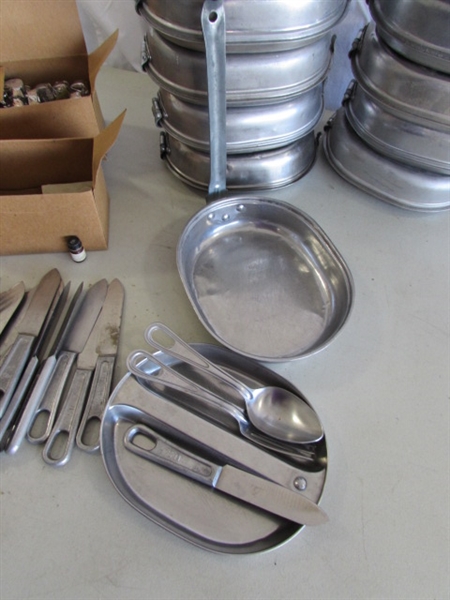 VINTAGE ARMY MESS KITS & MORE