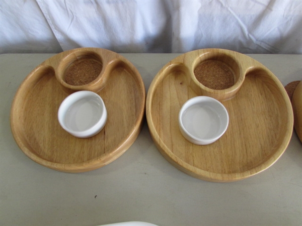 WOODEN CHIP/DIP TRAYS & 2 CORELLE OVAL PLATTERS