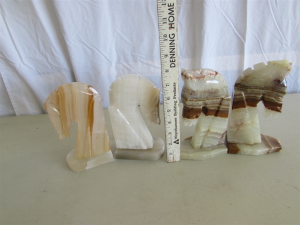 2 SETS OF CARVED ONYX HORSE HEAD BOOKENDS
