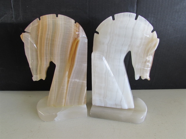 2 SETS OF CARVED ONYX HORSE HEAD BOOKENDS