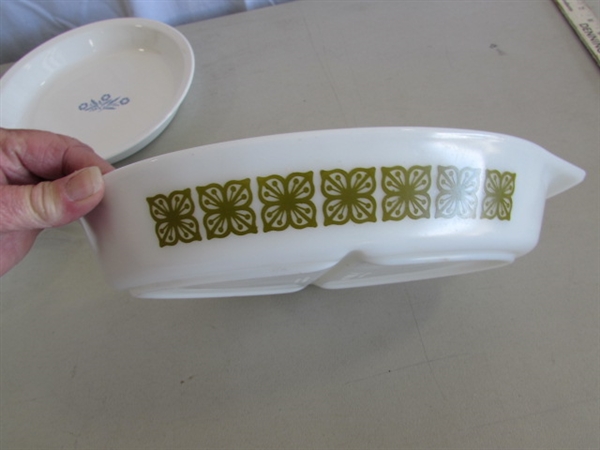 PYREX DIVIDED DISH & CORNING WARE CORNFLOWER BLUE BAKING DISHES