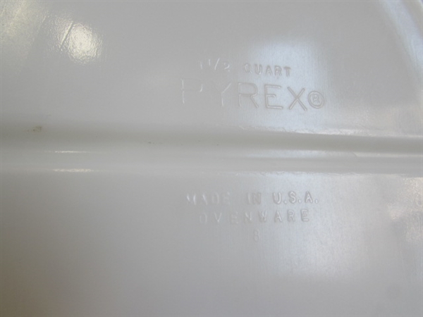 PYREX DIVIDED DISH & CORNING WARE CORNFLOWER BLUE BAKING DISHES