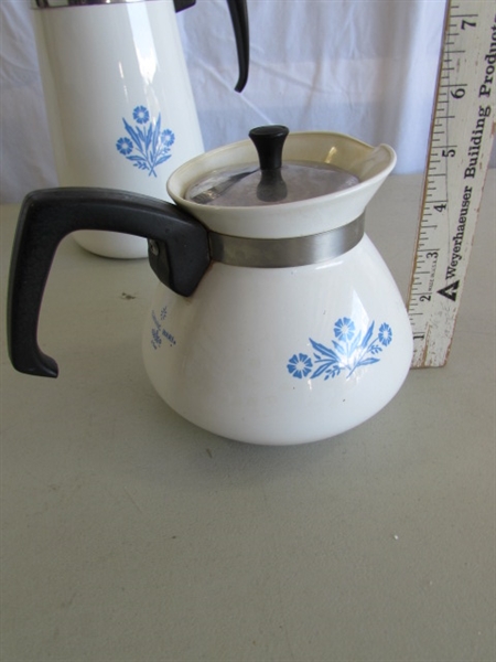 CORNING WARE TEAPOT, PERCOLATOR & HEATING BASE
