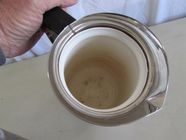 CORNING WARE TEAPOT, PERCOLATOR & HEATING BASE