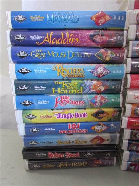 COLLECTION OF DISNEY VHS & PANASONIC VCR W/REMOTE