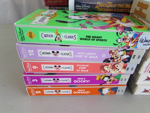 COLLECTION OF DISNEY VHS & PANASONIC VCR W/REMOTE