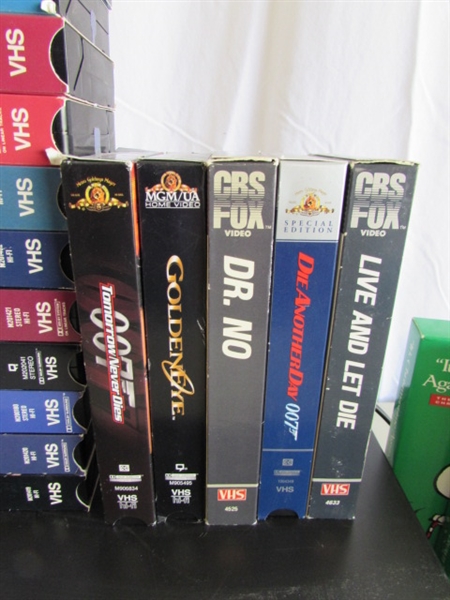 JAMES BOND & PEANUTS VHS MOVIES & PANASONIC VCR (NO REMOTE)
