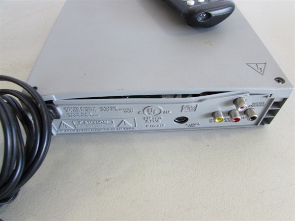 MAGNAVOX DVD PLAYER & COLLECTION OF SERIES DVDS
