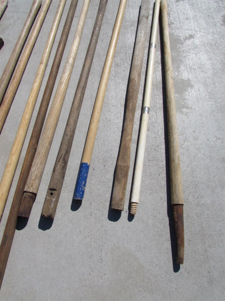 LARGE COLLECTION OF WOODEN HANDLES
