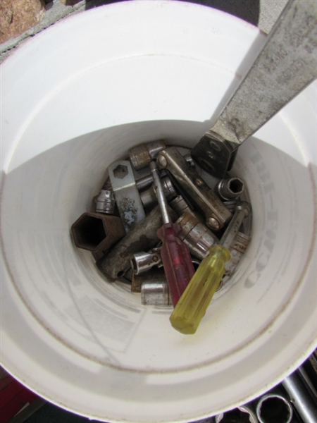 MITER BOX, SMALL METAL TOOL BOX & ASSORTED HAND TOOLS