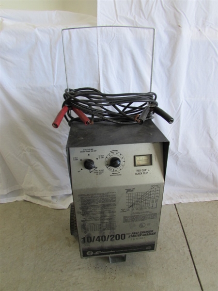 SCHUMACHER BATTERY CHARGER SE-4020