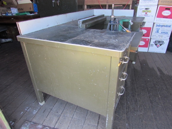 INDUSTRIAL METAL DESK WITH RELOADING SUPPLIES