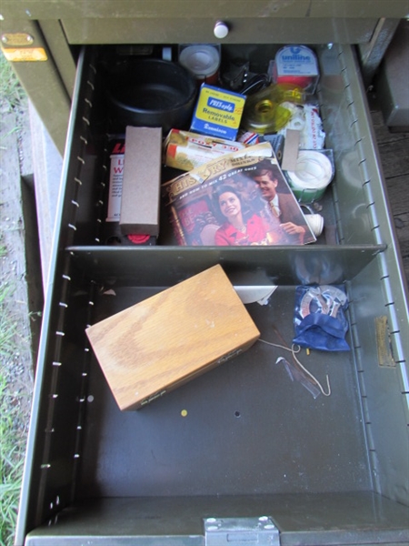 INDUSTRIAL METAL DESK WITH RELOADING SUPPLIES